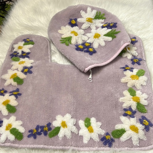 Vintage Bath Vintage Mid Century Purple Flower Bath Mat Toilet Seat